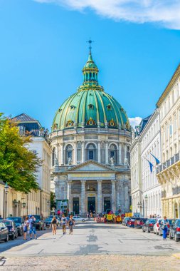 Kopenhag, Danimarka, 21 Ağustos 2016: Frederik Kilisesi Kopenhag Mermer Kilisesi olarak bilinen, Denmar