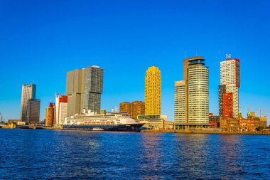 Rotterdam, Hollanda, 5 Ağustos 2018: Hollanda Amerika hattı ve
