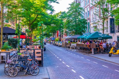 Rotterdam, Hollanda, 5 Ağustos 2018: Witte de'nin gün batımı görünümü 