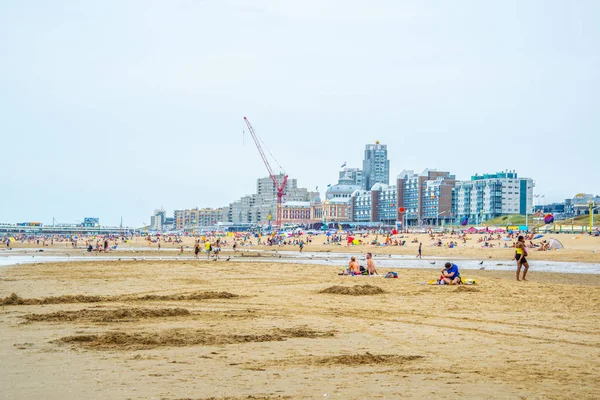 HAGUE, PAÍSES BAIXOS, 7 DE AGOSTO DE 2018: Kurhaus em Scheveningen , — Fotografia de Stock