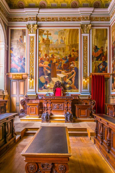 PORTO, PORTUGAL, 6 SEPTEMBRE 2016 : Intérieur du bâtiment Palacio da Bolsa à Porto, Portugal . — Photo