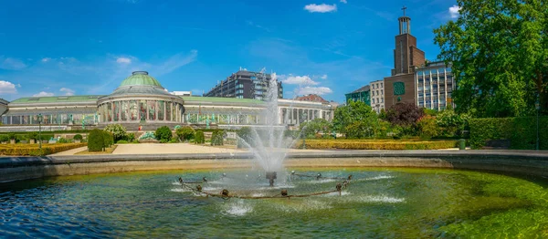 Vista para o jardim botânico em Bruxelas, Bélgica — Fotografia de Stock