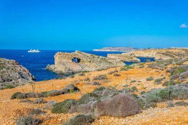Comino adasının kaba kıyı şeridi, Malta