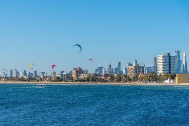 Melbourne silueti St. Kilda, Avustralya 'dan izleniyor