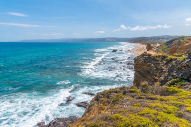 Avustralya 'nın Split noktasındaki bir sahilin havadan görünüşü