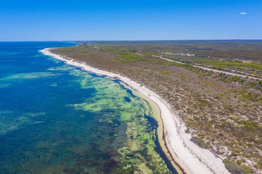 Batı Avustralya 'da bir sahilin havadan görünüşü