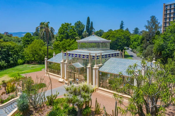 Adelaide, Avustralya 'daki Botanik Bahçesindeki Palm House.