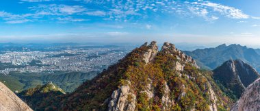 Bukhansan Ulusal Parkı, Kore Cumhuriyeti 'nden Seul' ün havadan görünüşü