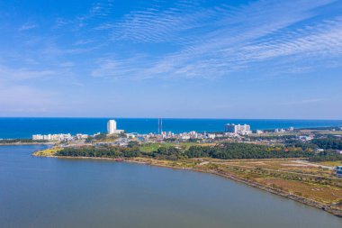 Kore Cumhuriyeti, Gangneung 'daki Gyeongpo Gölü' nün hava manzarası.