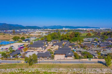 Kore Cumhuriyeti, Gyeongju 'daki Gyochon Geleneksel Köyü' nün havadan görünüşü