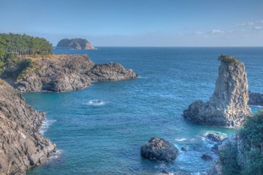 Kore Cumhuriyeti Jeju Adası 'ndaki Oedolgae kayalarının hava görüntüsü.