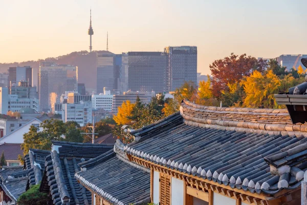 Torre Namsan Vista Desde Aldea Bukchon Hanok Seúl República Corea — Foto de Stock