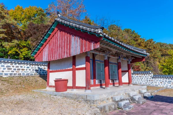 大韩民国Buyeo Busosanseong要塞的历史建筑 — 图库照片