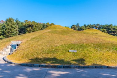 Kore Cumhuriyeti, Gongju 'da Kral Muryeong' un mezarı.