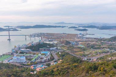 Kore Cumhuriyeti 'ndeki Mokpo Köprüsü ve Limanı