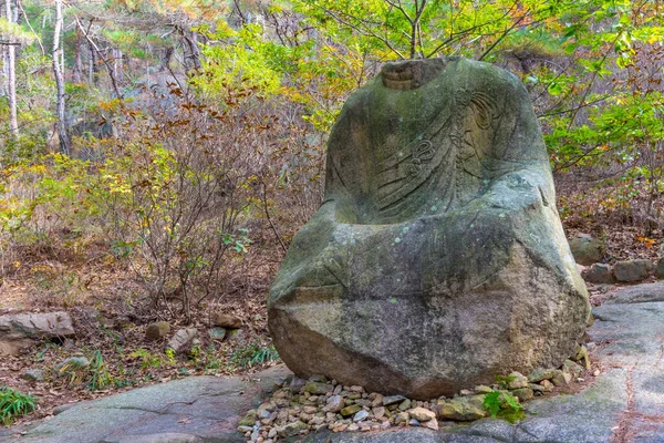 大韓民国南山国立公園の仏像 — ストック写真