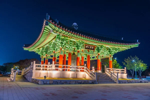 Vista Noturna Sino Dentro Pavilhão Gyeongju República Coreia — Fotografia de Stock