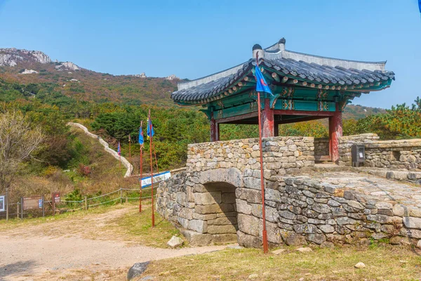 Restos Fortaleza Geumjeong Espalhados Pela Montanha Geumjeongsan Busan República Coreia — Fotografia de Stock