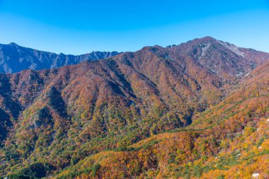 Kore Cumhuriyeti 'ndeki Seoraksan Ulusal Parkı' nın havadan görünüşü