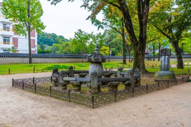 Kore Jeonju 'daki Gyeonggijeon Sarayı' nda taş elementler.