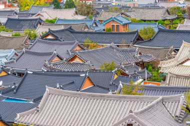 Jeonju 'daki geleneksel Hanok köyünün havadan görünüşü