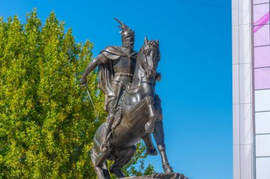 Kosova 'nın Prishtina kentinde Skanderbeg olarak bilinen Gjergj Kastrioti Heykeli