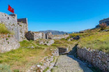 Arnavutluk 'un Şkoder kenti yakınlarındaki Rozafa şatosunun içi