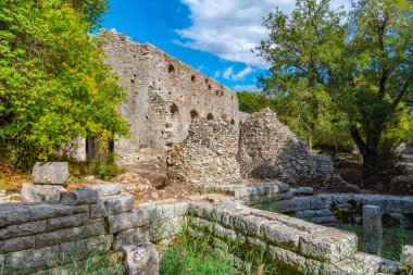 Arnavutluk 'taki Butrint Ulusal Parkı' ndaki Büyük Bazilika