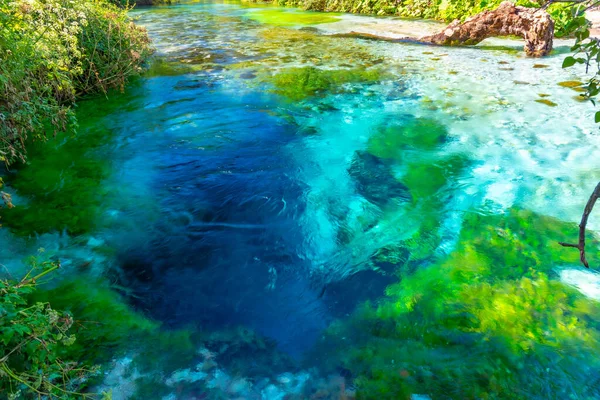 Primavera Olho Azul Perto Sarande Albânia — Fotografia de Stock