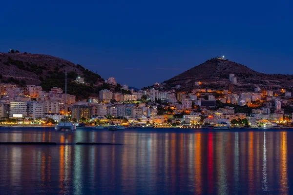 Vista Atardecer Costa Sarande Con Castillo Lekuresi Albania — Foto de Stock