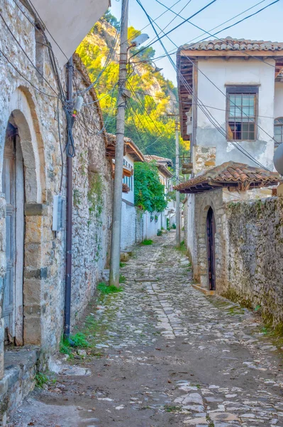 Rue Étroite Dans Vieille Ville Berat Albanie — Photo
