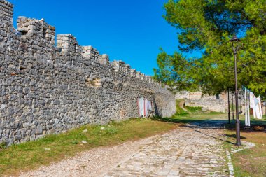 Arnavutluk 'taki Berat şatosunun güçlendirilmesi