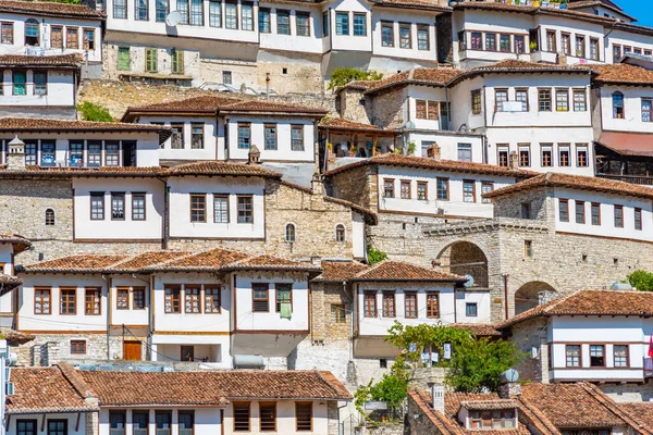 Casas Tradicionais Berat Aka Cidade Mil Janelas Albânia — Fotografia de Stock