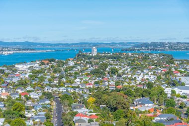 Auckland, Yeni Zelanda 'daki Devonport mahallesinin hava görüntüsü