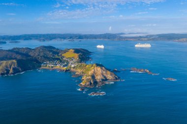 Yeni Zelanda Russell yakınlarındaki Tapeka noktasının havadan görüntüsü