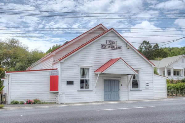 Yeni Zelanda 'daki Puhoi Centennial Salonu
