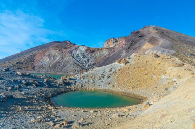 Yeni Zelanda 'daki Tongariro Milli Parkı' nda Zümrüt göl