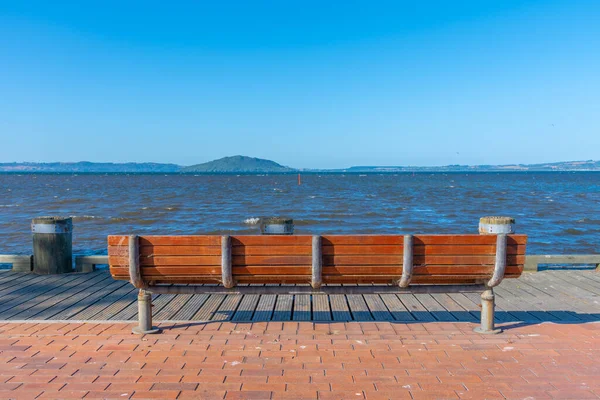 Bench Lake Rotorua New Zealand — Stock Photo, Image