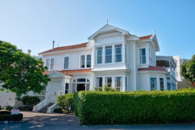 Napier, Yeni Zelanda 'daki Bluff Hill' deki konutlar