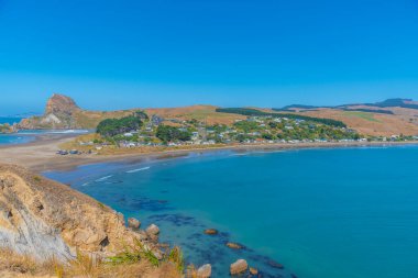 Yeni Zelanda 'daki Castlepoint plajının havadan görünüşü