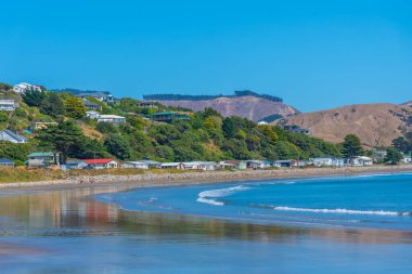 Yeni Zelanda 'daki Castlepoint plajının havadan görünüşü