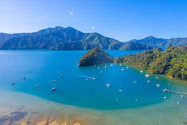 Kraliçe Charlotte 'daki Ngakuta Körfezi Yeni Zeland' in Güney Adası 'nda.