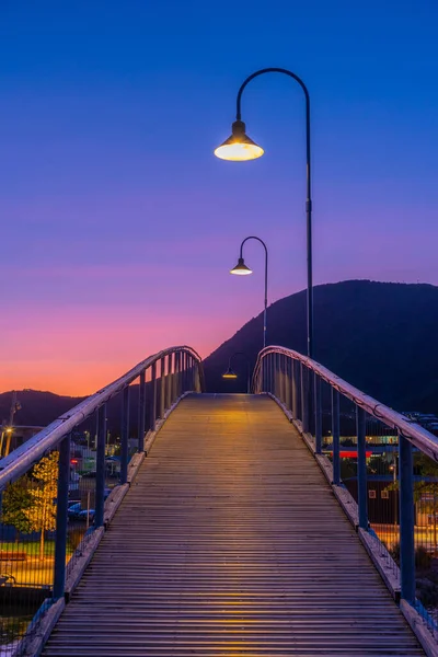 Vista Del Atardecer Sobre Puente Madera Que Conduce Puerto Deportivo — Foto de Stock