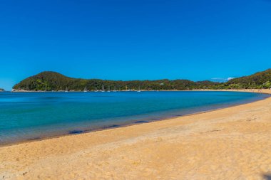Yeni Zelanda 'daki Abel Tasman Ulusal Parkı' nda Anchorage plajı