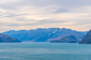Wanaka Gölü Yeni Zelanda 'nın güney adasında