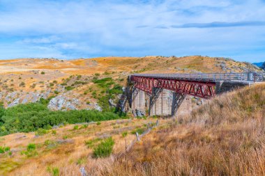 Merkez Otago 'daki Poolburn viyadük Yeni Zelanda' daki bisiklet yolu.
