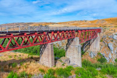 Merkez Otago 'daki Poolburn viyadük Yeni Zelanda' daki bisiklet yolu.
