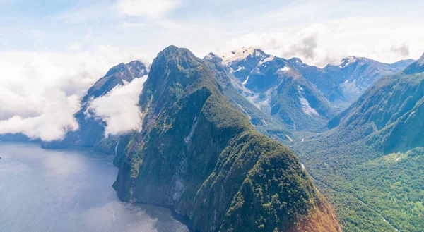 Vista Aérea Del Sonido Milford Nueva Zelanda —  Fotos de Stock