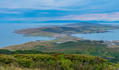 Yeni Zelanda 'da Bluff yakınlarında rüzgar parkı
