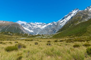 Aoraki Dağı 'ndaki Sefton Dağı / Yeni Zelanda' daki Cook Dağı Ulusal Parkı
